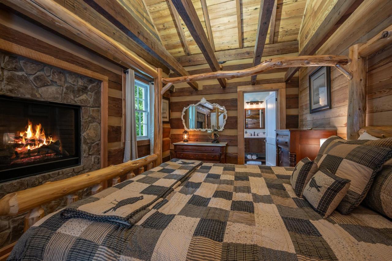 Russell'S Fort At White Oak Point: Historical Cabin On Lake Lure, Luxury, Direct Lake Access! Villa Екстериор снимка