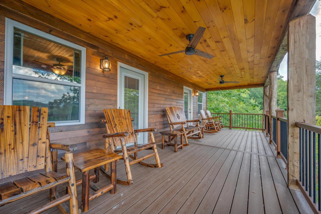 Russell'S Fort At White Oak Point: Historical Cabin On Lake Lure, Luxury, Direct Lake Access! Villa Екстериор снимка